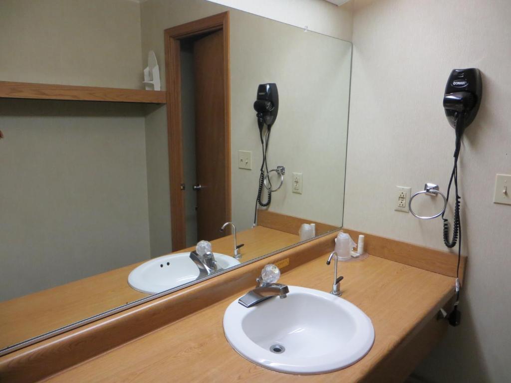 Homestyle Inn And Suites Springfield Phòng bức ảnh