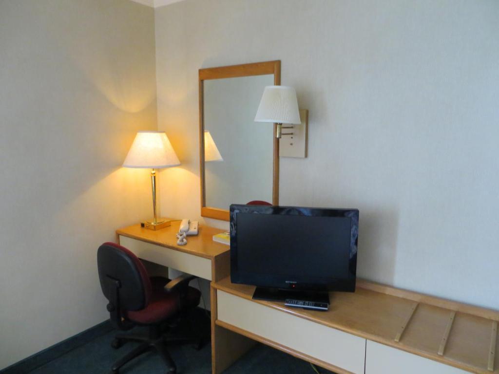 Homestyle Inn And Suites Springfield Phòng bức ảnh