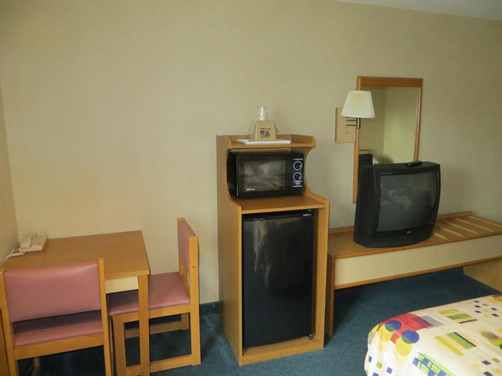 Homestyle Inn And Suites Springfield Phòng bức ảnh